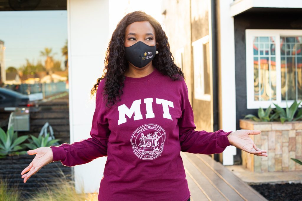 Zhe Scott wearing a face mask